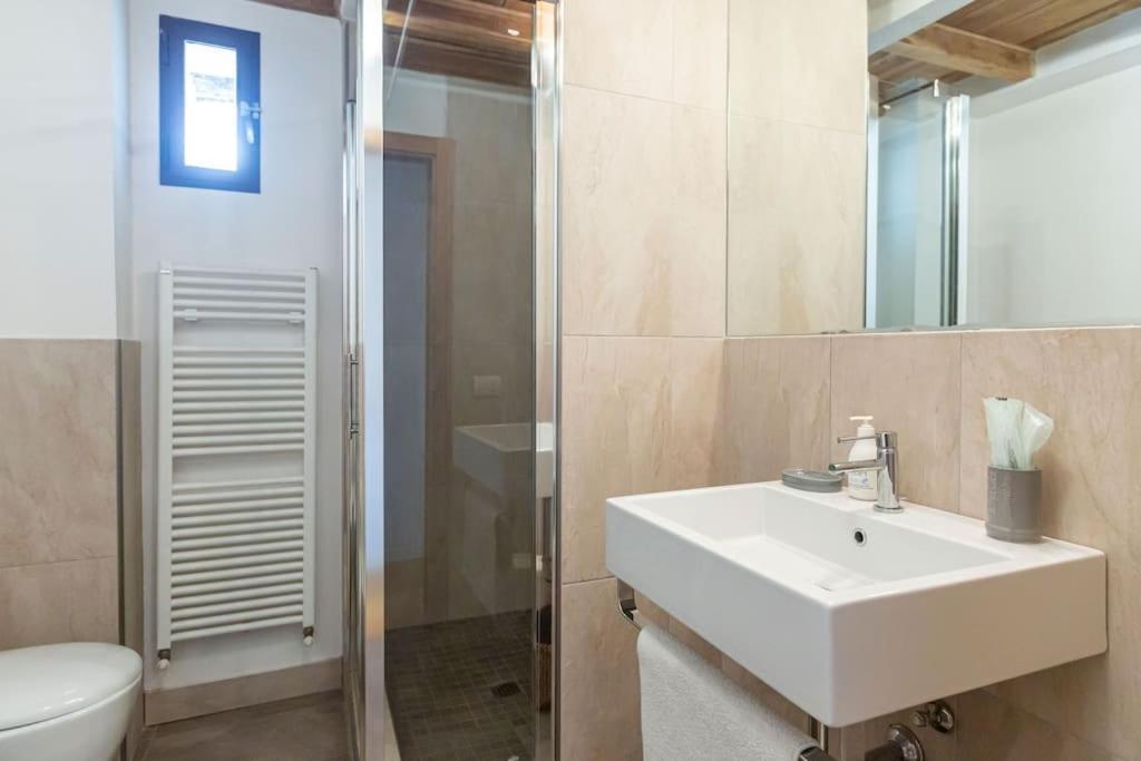 Dreaming Apartment In An Ancient Tower Флоренция Екстериор снимка
