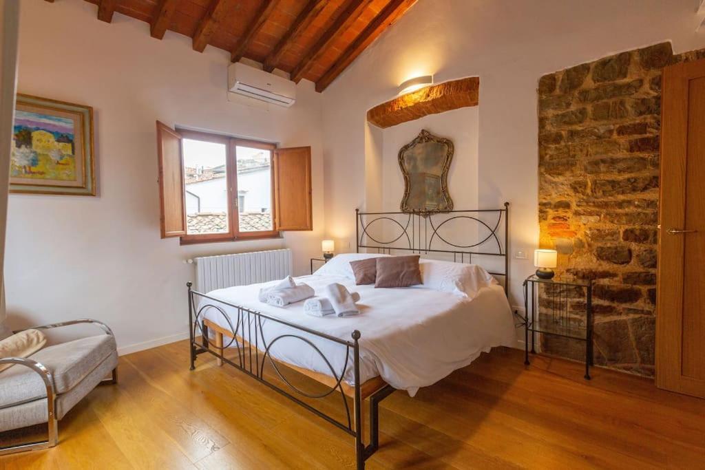 Dreaming Apartment In An Ancient Tower Флоренция Екстериор снимка
